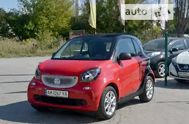 Smart Fortwo 2017 - пробіг 27 тис. км