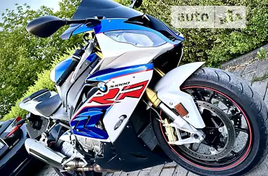 BMW S 1000RR 2017 - пробіг 8 тис. км