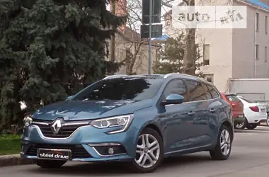 Renault Megane 2018 - пробіг 247 тис. км