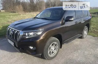 Toyota Land Cruiser Prado 2019 - пробег 72 тыс. км