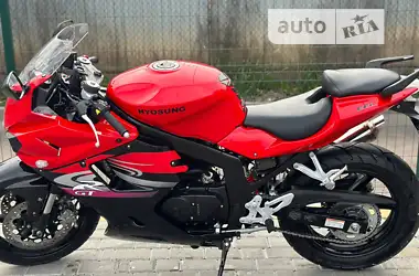 Hyosung GT 250R 2015 - пробіг 4 тис. км