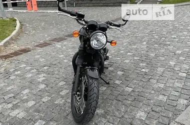 Triumph Bonneville 2017 - пробег 18 тыс. км