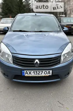 Renault Sandero 2012 - пробіг 140 тис. км