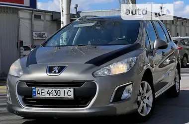 Peugeot 308 2012 - пробіг 240 тис. км