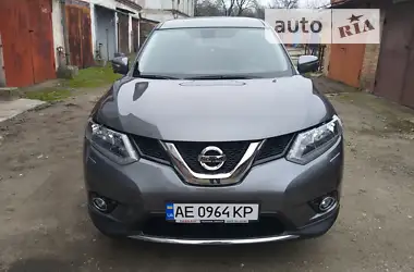 Nissan X-Trail 2017 - пробіг 73 тис. км