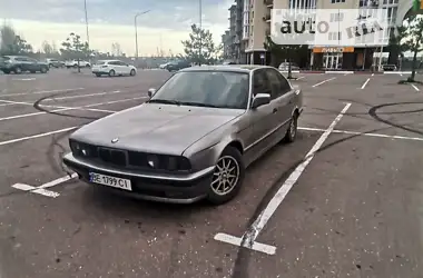 BMW 5 Series 1989 - пробіг 400 тис. км