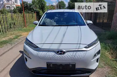 Hyundai Kona Electric  2019 - пробіг 45 тис. км