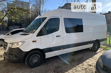 Mercedes-Benz Sprinter 2018 - пробег 257 тыс. км