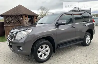 Toyota Land Cruiser Prado 2013 - пробег 250 тыс. км