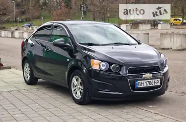 Chevrolet Sonic 2015 - пробіг 148 тис. км