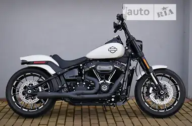 Harley-Davidson Fat Bob S 2019 - пробег 14 тыс. км