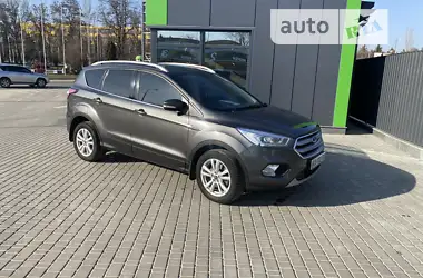 Ford Kuga 2017 - пробіг 175 тис. км