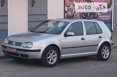 Volkswagen Golf 2001 - пробег 259 тыс. км