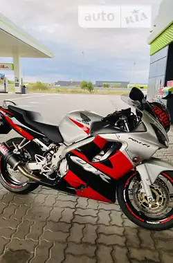 Honda CBR 600F 2001 - пробіг 59 тис. км