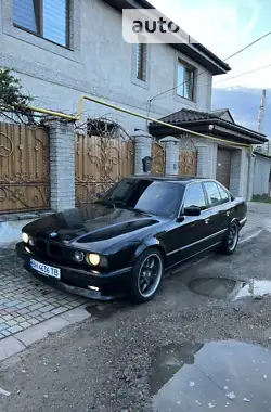 BMW 5 Series 1990 - пробіг 100 тис. км