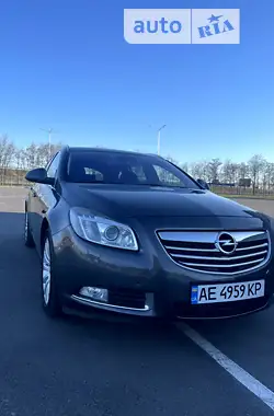 Opel Insignia 2010 - пробіг 280 тис. км