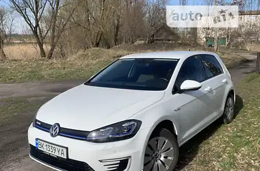 Volkswagen e-Golf 2020 - пробіг 37 тис. км