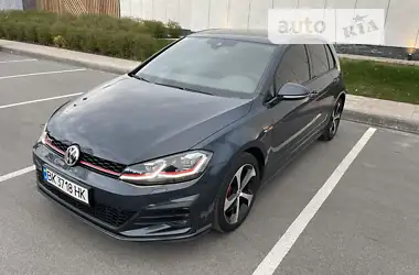 Volkswagen Golf GTI 2020 - пробіг 90 тис. км
