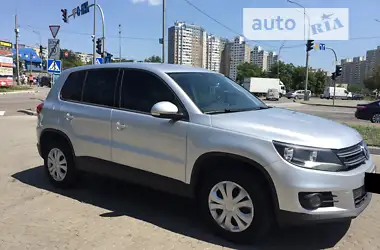 Volkswagen Tiguan 2012 - пробіг 115 тис. км