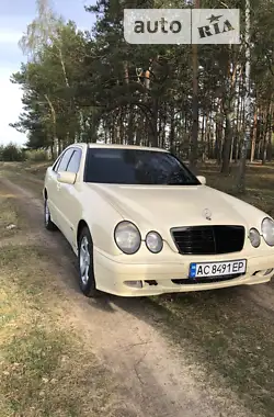 Mercedes-Benz E-Class 2002 - пробіг 640 тис. км