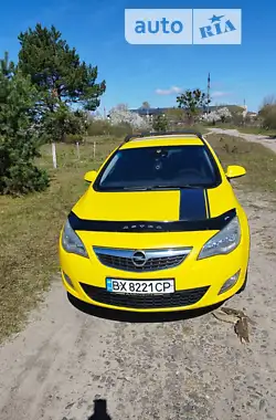 Opel Astra 2011 - пробег 350 тыс. км