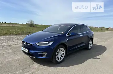 Tesla Model X  2016 - пробіг 129 тис. км