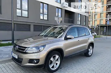 Volkswagen Tiguan 2011 - пробег 265 тыс. км