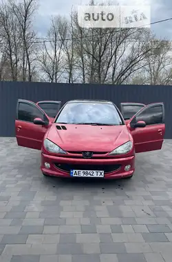 Peugeot 206 2006 - пробіг 131 тис. км