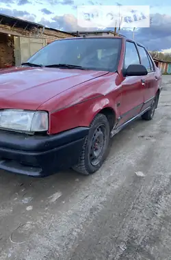 Renault 19 1993 - пробіг 300 тис. км
