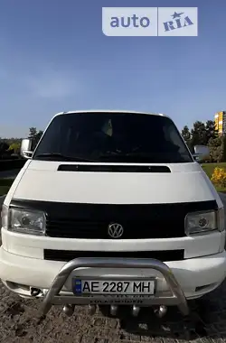 Volkswagen Transporter 1999 - пробег 450 тыс. км