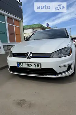 Volkswagen e-Golf  2016 - пробіг 66 тис. км