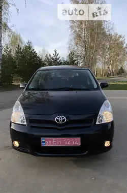 Toyota Corolla Verso  2007 - пробег 208 тыс. км
