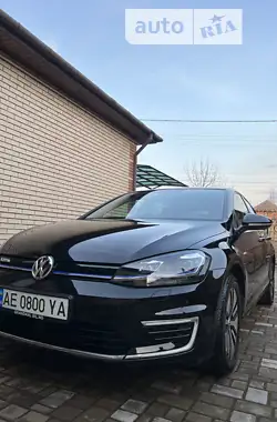 Volkswagen e-Golf 2019 - пробіг 36 тис. км