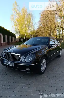 Mercedes-Benz E-Class 2003 - пробег 280 тыс. км