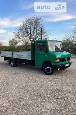 Mercedes-Benz T2 1992 - пробег 300 тыс. км