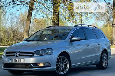 Volkswagen Passat 2011 - пробіг 243 тис. км