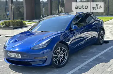 Tesla Model 3 2019 - пробіг 74 тис. км