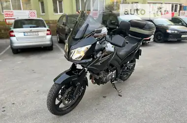 Suzuki V-Strom 650 2009 - пробег 42 тыс. км