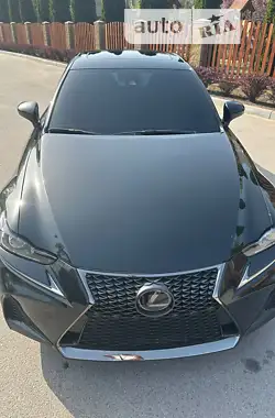 Lexus IS 2019 - пробіг 92 тис. км