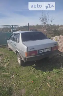 ВАЗ / Lada 21099 1998 - пробег 200 тыс. км