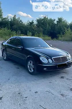 Mercedes-Benz E-Class 2002 - пробіг 370 тис. км