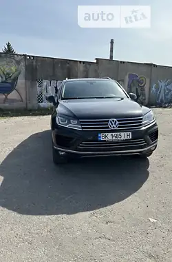 Volkswagen Touareg 2014 - пробіг 191 тис. км