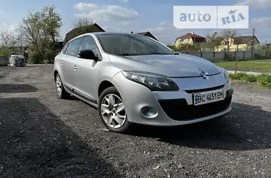 Renault Megane 2011 - пробег 245 тыс. км