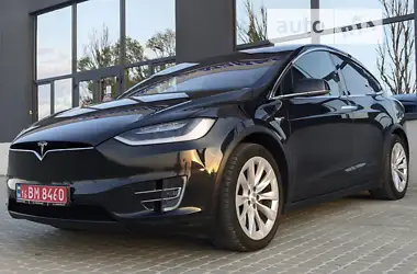 Tesla Model X 2017 - пробіг 190 тис. км