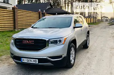 GMC Acadia SLE 2017 - пробег 69 тыс. км