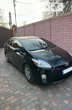 Toyota Prius 2011 - пробег 218 тыс. км