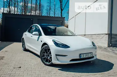 Tesla Model 3 Long Range 2022 - пробіг 16 тис. км