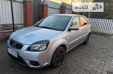 Kia Rio 2010 - пробіг 201 тис. км