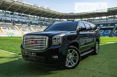 GMC Yukon 2018 - пробег 133 тыс. км