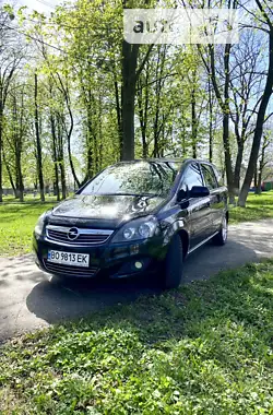 Opel Zafira 2010 - пробіг 234 тис. км